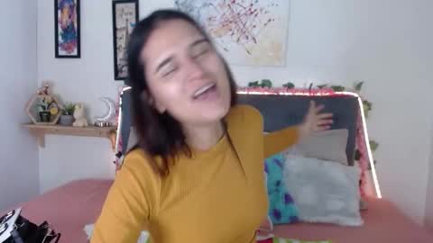 V A L E N T I N I online show from October 23, 8:26 pm