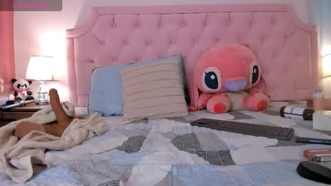 Vale Toro  online show from November 21, 12:29 pm