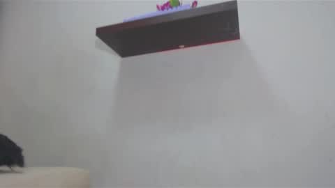 valeri_harpers4 online show from March 4, 5:32 am