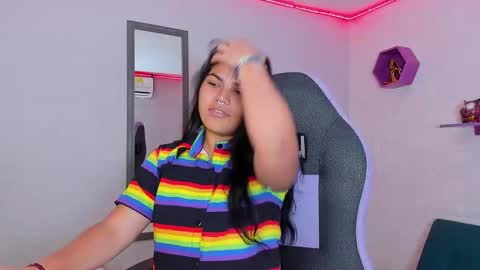 valeri_harpers4 online show from October 3, 1:00 am