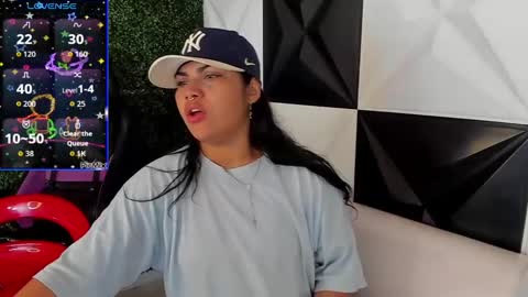 valeri_harpers4 online show from October 11, 5:01 am