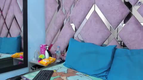 valeria_gil_ online show from January 10, 12:26 am