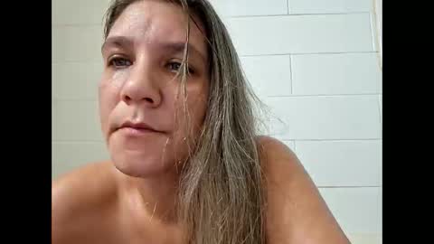 ValerieRayne online show from November 1, 7:01 am