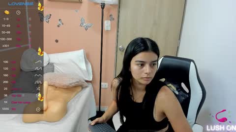 Juli C online show from February 13, 9:06 pm