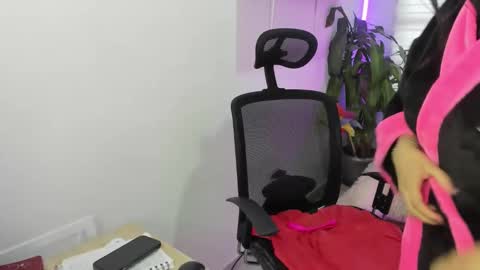 valery_bonnet1 online show from September 26, 7:33 pm