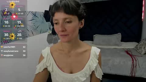 VALERY MORE online show from December 1, 3:59 pm