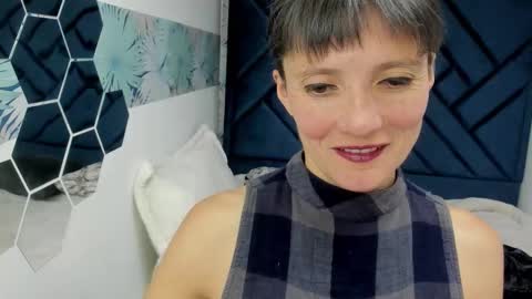 VALERY MORE online show from October 3, 2:22 pm