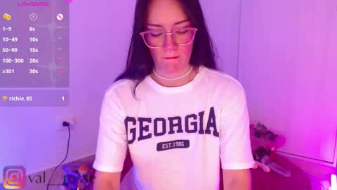 Val online show from October 17, 2:09 pm