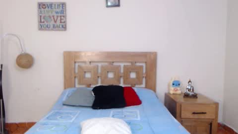 Sofia online show from September 10, 9:04 pm