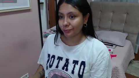 valevicious online show from February 17, 7:55 pm