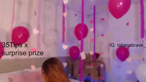 VALIENTE  online show from February 15, 1:31 am