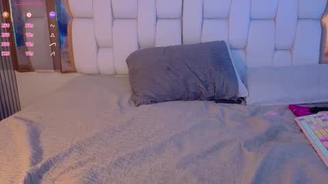 Valkiria moore  online show from October 5, 8:14 pm