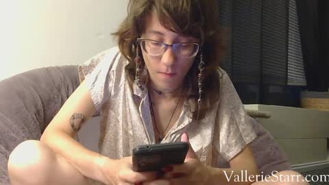 Snapshot of valleriestarr chatting on September 30, 3:12 am Vallerie Starr online show from September 30, 3:12 am