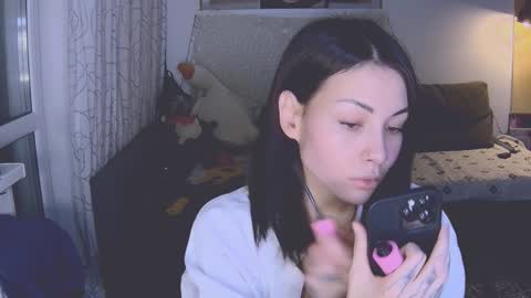 Snapshot of valorant_girl chatting on January 9, 4:17 pm Little Devil online show from January 9, 4:17 pm