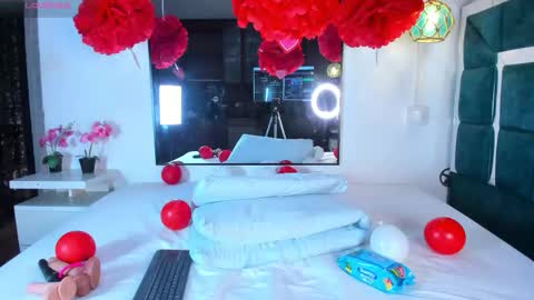 valtira nova online show from February 16, 7:14 pm