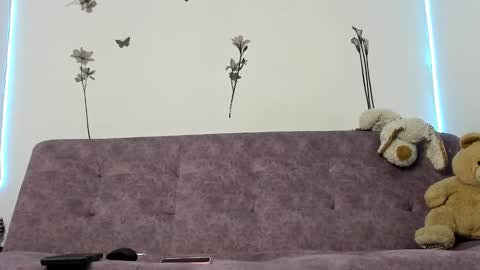 Snapshot of vanesaxd chatting on February 11, 10:07 pm Vanessa online show from February 11, 10:07 pm