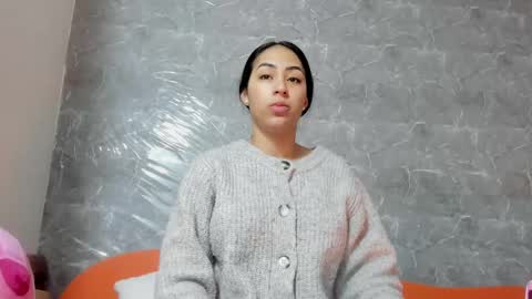 vanessaadol online show from February 11, 10:03 am