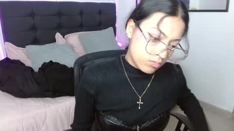 vane online show from February 8, 11:07 pm