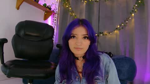 Vayolett online show from November 29, 3:10 am