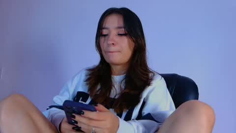 Vayolett online show from September 20, 3:49 am