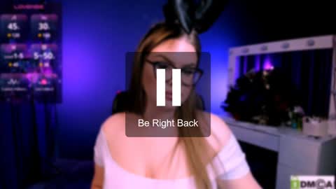 velvet_dreamm online show from December 21, 9:36 pm