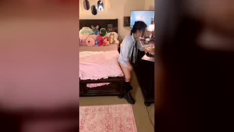 Kitty online show from February 6, 1:09 am