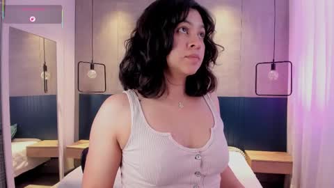 velvettease_ online show from September 23, 12:47 pm