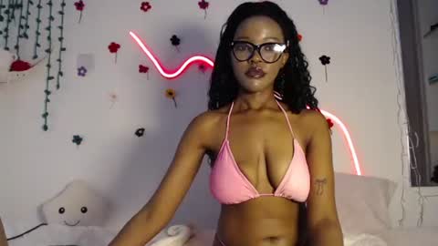 COCO XOXO online show from September 11, 8:14 am