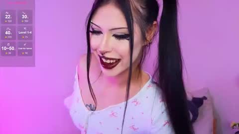 Snapshot of venomeowww_ chatting on September 27, 3:36 am Vivian online show from September 27, 3:36 am