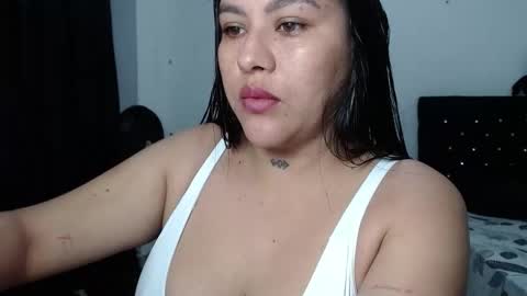 venus_menoza online show from November 3, 1:15 pm