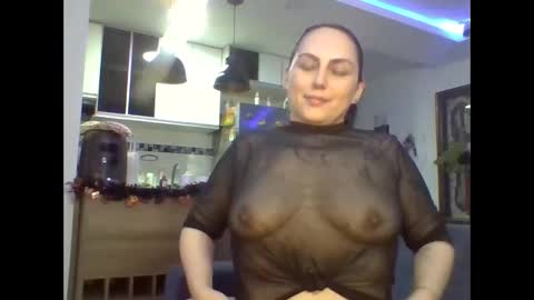 VENUSINA07 online show from October 17, 5:10 am