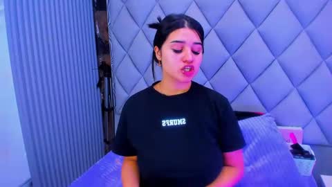 Venusowen  online show from October 17, 1:25 pm