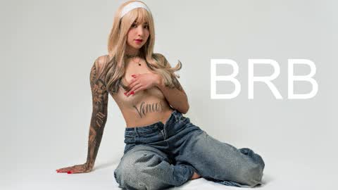 Shelly online show from November 30, 10:41 am