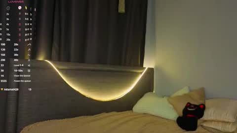 Erica online show from January 15, 8:26 pm