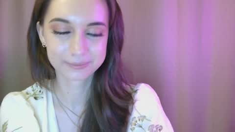 Una online show from October 26, 1:50 pm