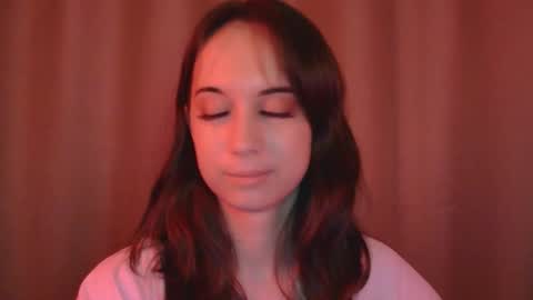 Una online show from January 7, 3:26 pm