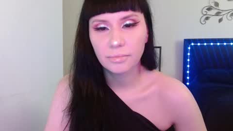 Miss Veronika Blak online show from November 27, 3:53 am