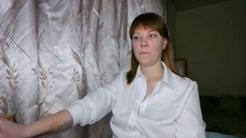 veronika_xi online show from November 19, 8:25 am