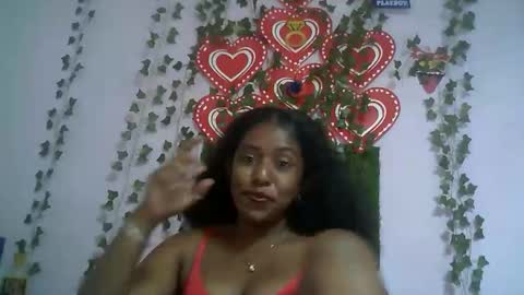 Snapshot of verronique1511 chatting on October 24, 7:10 pm verronique1511 online show from October 24, 7:10 pm