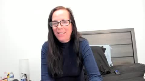 verysassypeachgoddess online show from November 16, 1:22 pm