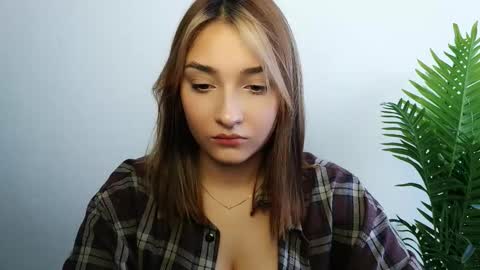 Ana online show from February 24, 1:10 pm