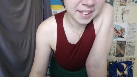 veryveryvery_shy online show from September 12, 6:03 am