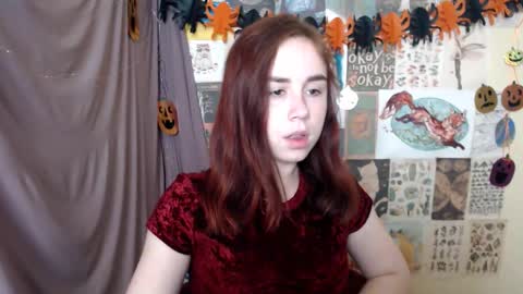 veryveryvery_shy online show from October 29, 8:29 am