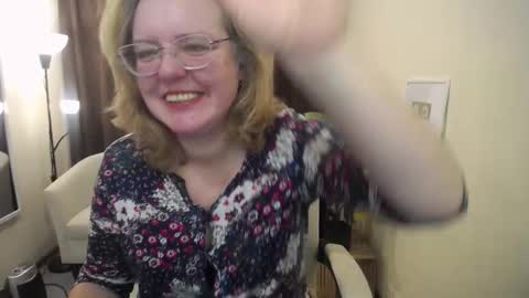 vestawoody online show from November 12, 7:28 am