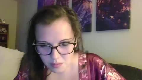 Snapshot of vichyde95 chatting on October 12, 2:14 am vichyde95 online show from October 12, 2:14 am