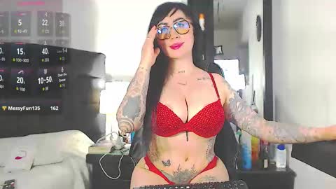 Vicky  online show from December 3, 3:03 pm