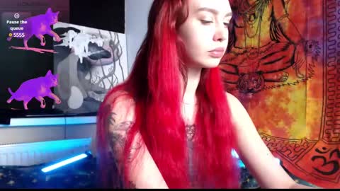 victori_luxury online show from December 3, 6:38 pm