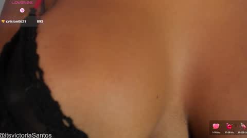 Victoria Santos online show from September 27, 5:47 am