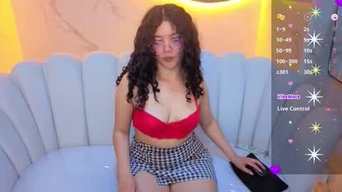 victoria_castillo_b online show from February 11, 8:43 pm