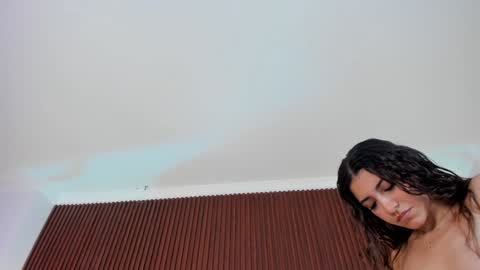  Victoria Lozano  online show from January 23, 1:02 pm